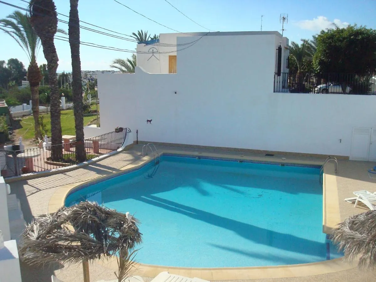 Casa de Férias Impressive Apartment In Ground Floor With Terrace Of Two Rooms, A A And Pool Vera